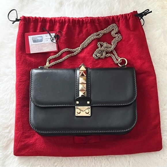 Valentino Rockstud Medium Glam Lock Flap Bag in Black - Picture 15 of 16